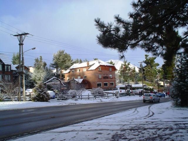 Hosteria Nuevo Pinar San Carlos de Bariloche Exterior foto