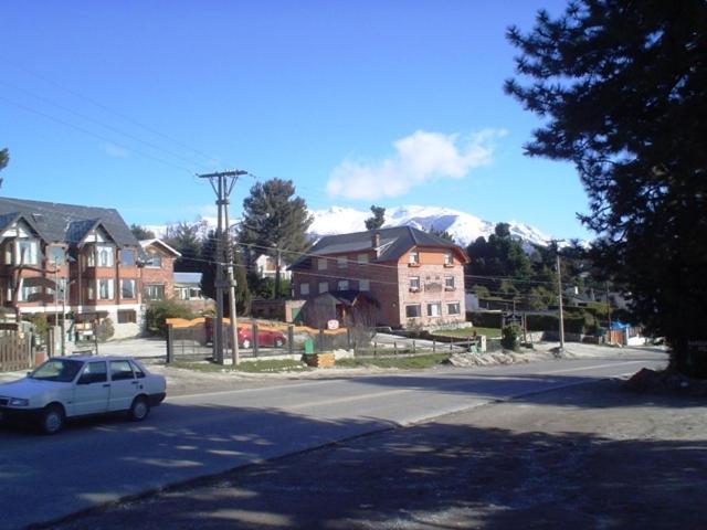 Hosteria Nuevo Pinar San Carlos de Bariloche Exterior foto